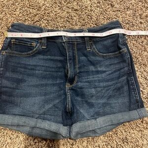 Hollister Jean shorts